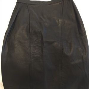 Genuine leather skirt